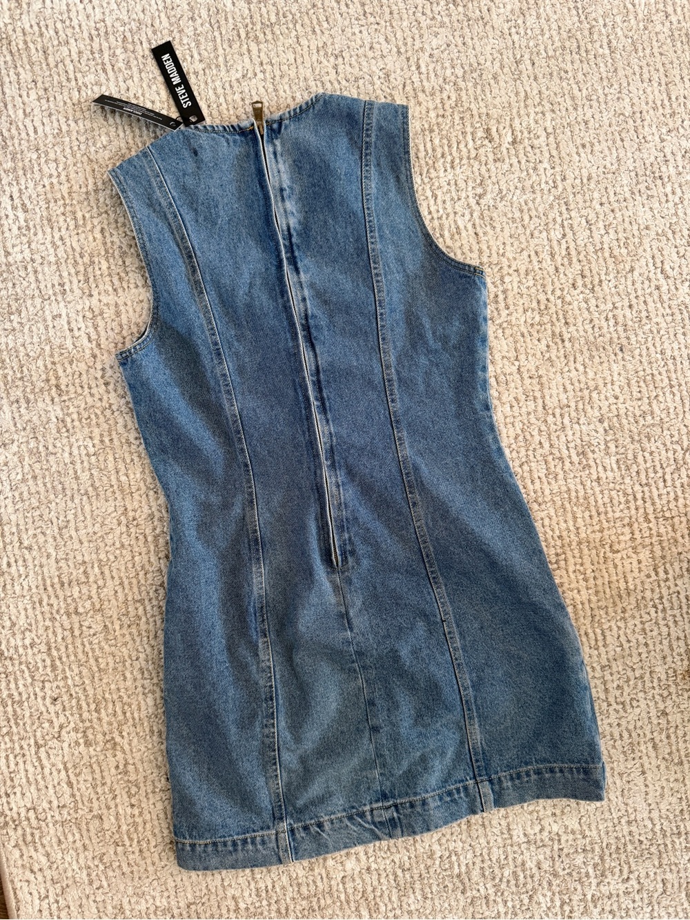 Dress Subcategory Identification - Picture 2 of 2